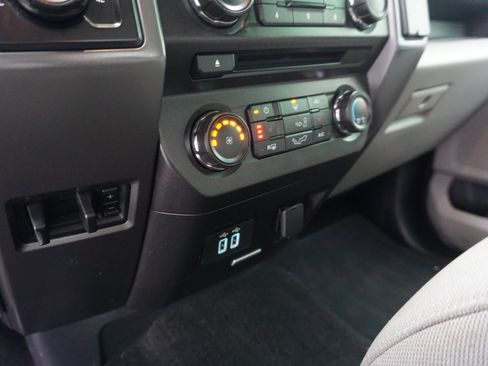 Used 2018 Ford F150 XLT w/ Equipment Group 302A Luxury image 18