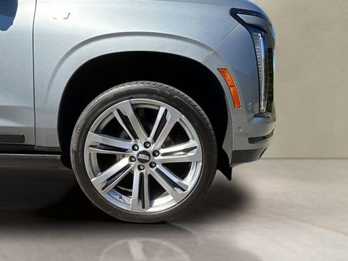 Certified 2025 Cadillac Escalade Sport Platinum w/ LPO, Floor Liner Package image 21