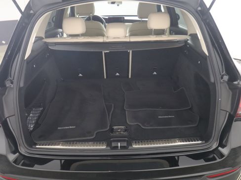 Used 2021 Mercedes-Benz GLC 300 image 19