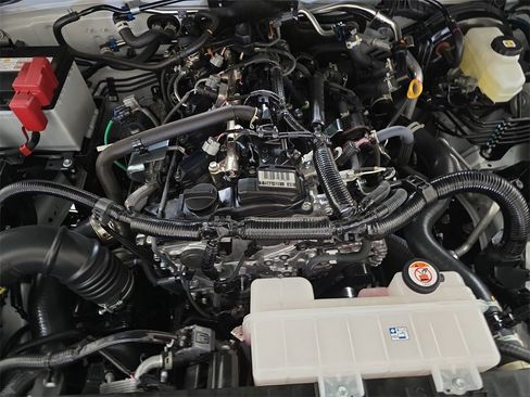 Used 2025 Toyota 4Runner TRD Off-Road Premium w/ Tow Technology Package image 34