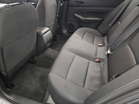 Used 2025 Nissan Altima 2.5 SV image 28