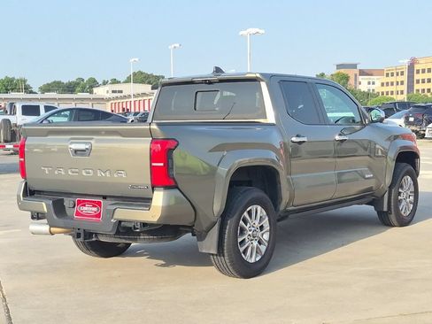Used 2024 Toyota Tacoma Limited AWD/4WD image 6
