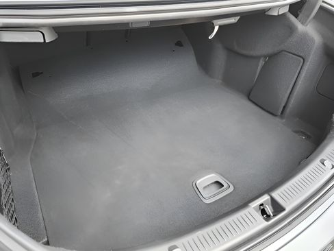 Certified 2021 Mercedes-Benz E 350 4MATIC Sedan image 33