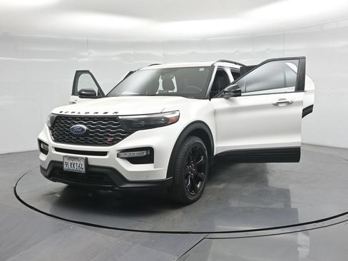 Certified 2023 Ford Explorer ST w/ Equipment Group 401A AWD/4WD image 28