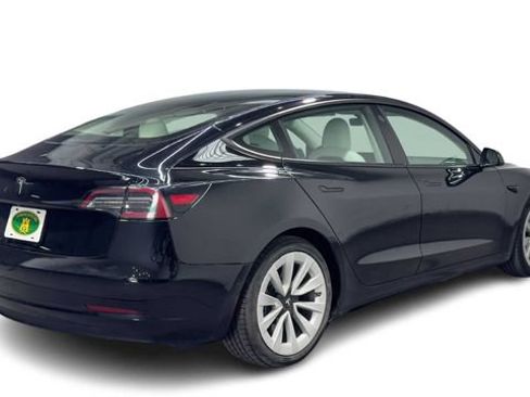 Used 2021 Tesla Model 3 Standard Range Plus RWD image 2