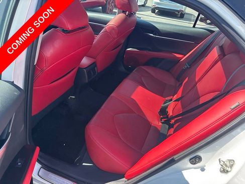 Used 2019 Toyota Camry XSE FWD image 15