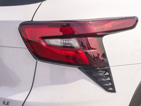 New 2026 Chevrolet Trax LT w/ Driver Confidence Package image 10