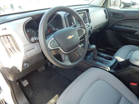 Used 2018 Chevrolet Colorado W/T w/ WT Convenience Package image 14