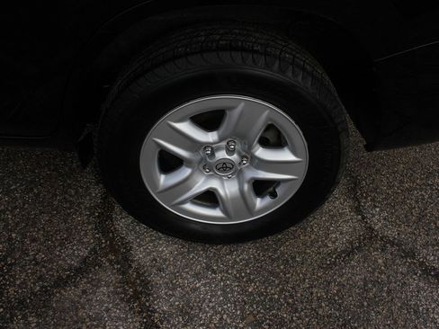 Used 2010 Toyota RAV4 AWD image 55