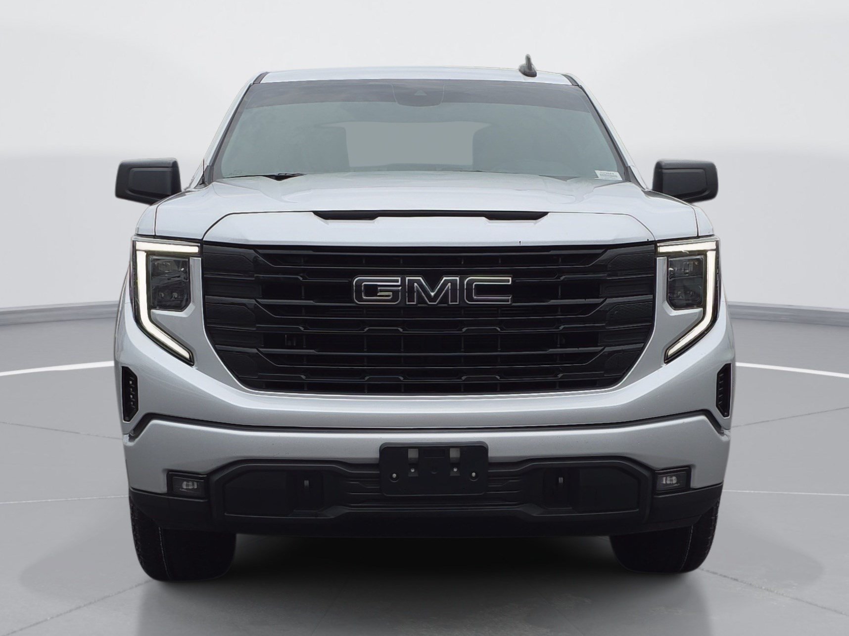 Used 2022 GMC Sierra 1500 Elevation w/ X31 Off-Road Package AWD/4WD image 8