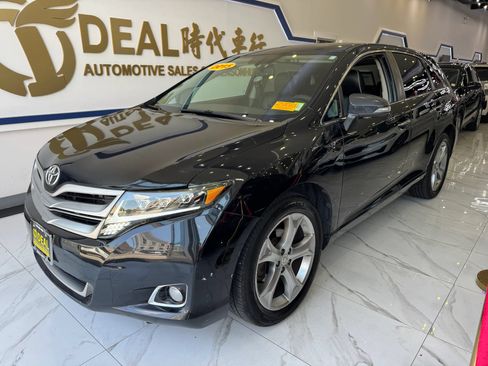 Used 2015 Toyota Venza XLE AWD/4WD image 4