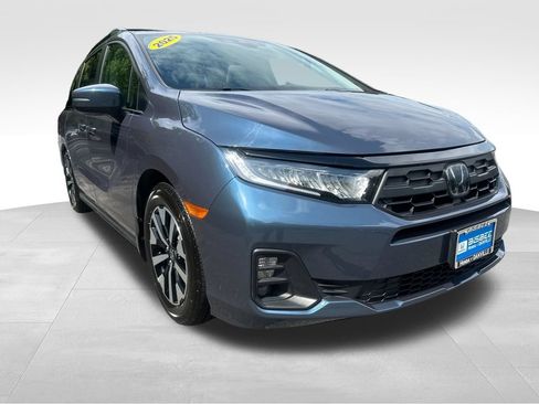 Certified 2025 Honda Odyssey EX-L image 17