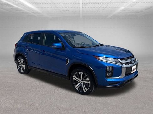 Used 2025 Mitsubishi Outlander Sport SE AWD/4WD image 7