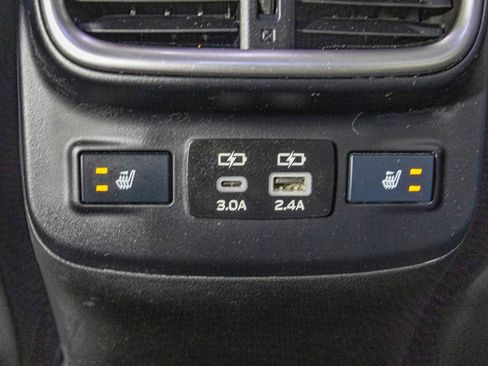 Used 2023 Subaru Outback Limited image 42