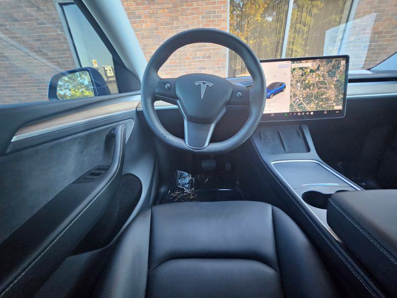 Used 2023 Tesla Model Y Long Range AWD/4WD image 4