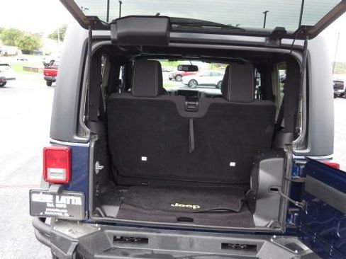 Used 2013 Jeep Wrangler Rubicon w/ Dual Top Group image 22