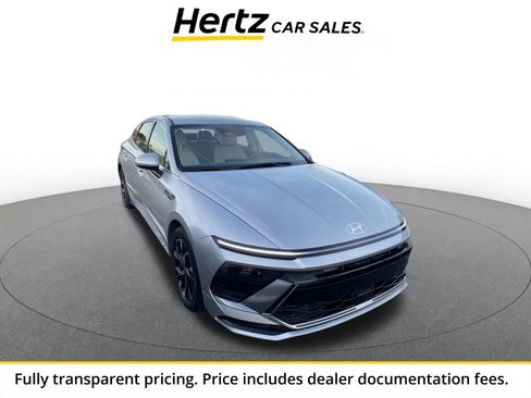 Used 2025 Hyundai Sonata SEL FWD image 1