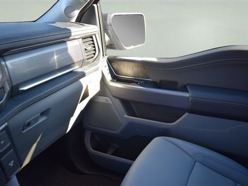 New 2025 Ford F150 Lightning Flash AWD/4WD image 11