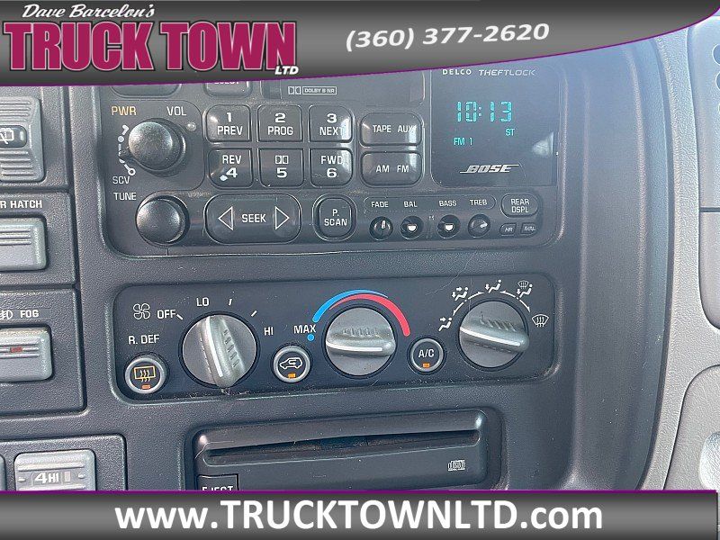 Used 1999 GMC Yukon Denali AWD/4WD image 21