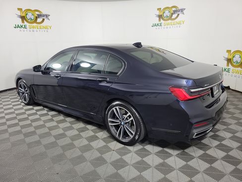 Used 2022 BMW 750Li xDrive AWD/4WD image 5