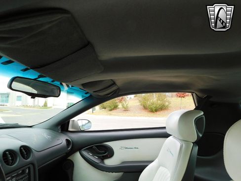Used 1994 Pontiac Firebird Coupe image 25
