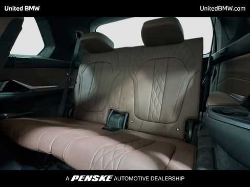 Used 2024 BMW X7 xDrive40i w/ Executive Package AWD/4WD image 14