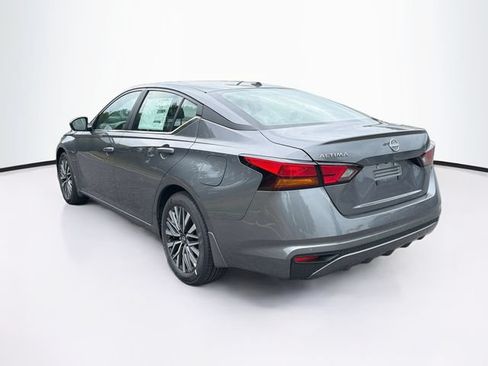 New 2026 Nissan Altima 2.5 SV FWD image 6