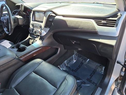 Used 2016 GMC Yukon SLT w/ Open Road Package AWD/4WD image 26