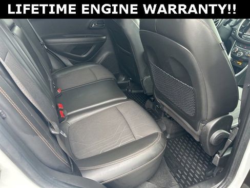 Used 2018 Chevrolet Trax LT w/ LT Convenience Package image 26