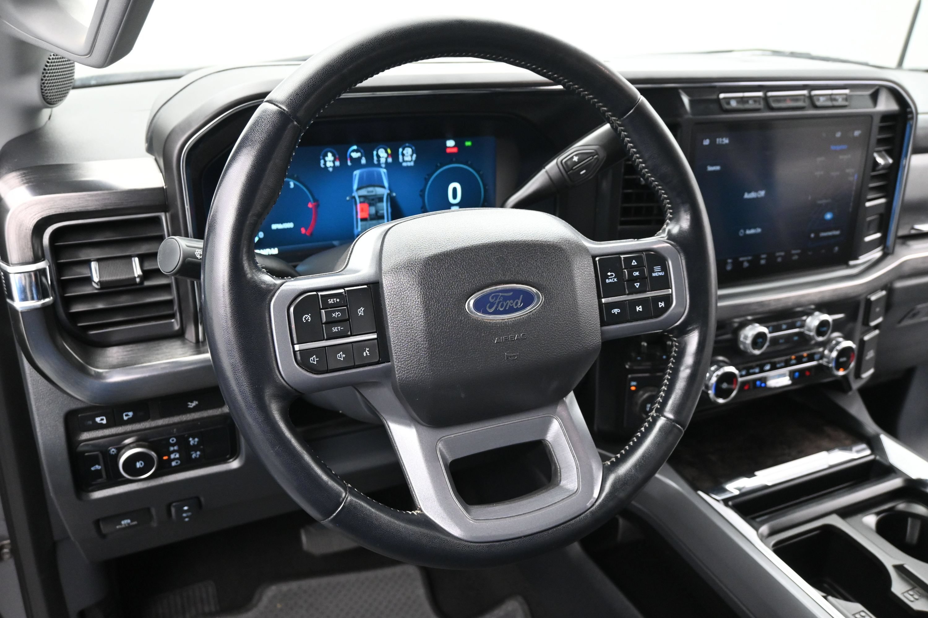 Used 2024 Ford F350 Lariat w/ FX4 Off-Road Package AWD/4WD image 13