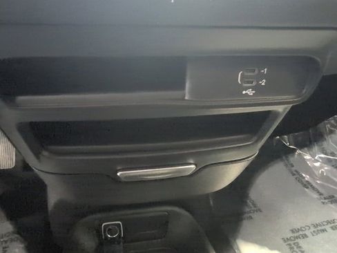 New 2026 Chrysler Pacifica Select image 21