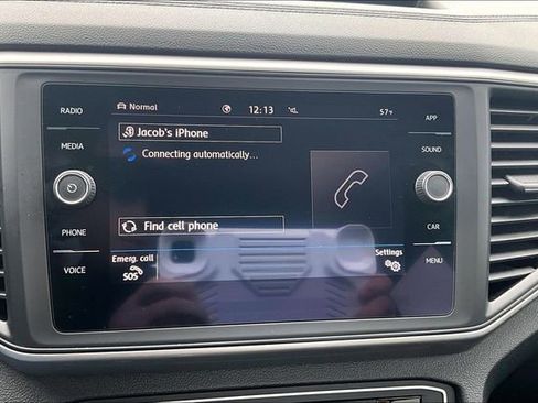 Used 2020 Volkswagen Atlas Cross Sport SE w/ Panoramic Sunroof Package image 15