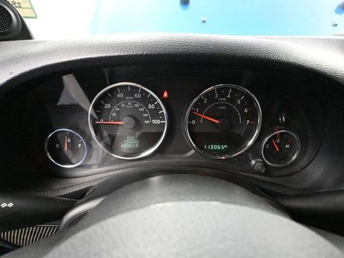 Used 2014 Jeep Wrangler Unlimited Sahara w/ Katzin Premium Leather Group image 25