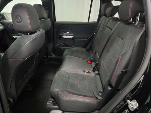 New 2026 Mercedes-Benz GLB 250 4MATIC image 18
