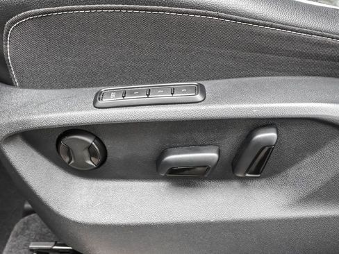 Used 2024 Volkswagen Atlas SEL Premium R-Line image 9