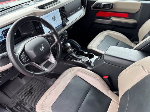 Used 2022 Ford Bronco Wildtrak image 10