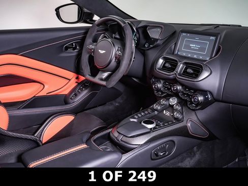 Used 2023 Aston Martin V12 Vantage Roadster image 17