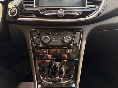 Used 2018 Buick Encore Preferred FWD image 19