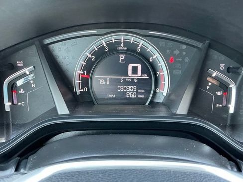 Used 2019 Honda CR-V LX image 15