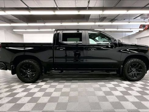 Used 2024 Chevrolet Silverado 1500 RST AWD/4WD image 16