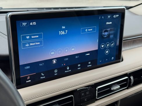 Used 2023 Lincoln Nautilus Reserve AWD/4WD image 21