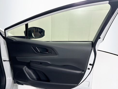 Used 2024 Toyota Prius LE FWD image 30