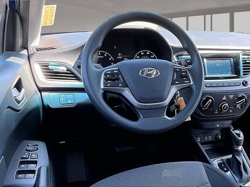 Used 2018 Hyundai Accent SE FWD image 8