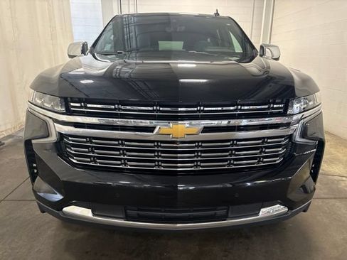 Used 2022 Chevrolet Tahoe Premier AWD/4WD image 2