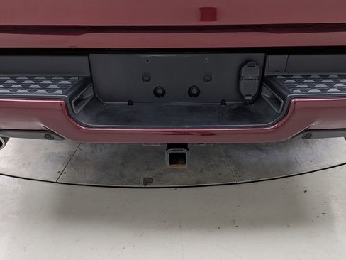 Used 2022 RAM 1500 Limited w/ Body Color Bumper Group image 6