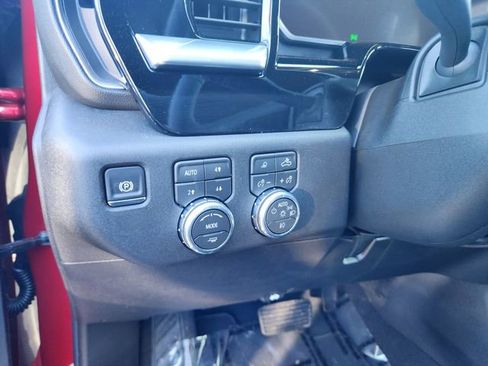 New 2026 GMC Sierra 2500 SLT w/ SLT Premium Package AWD/4WD image 12