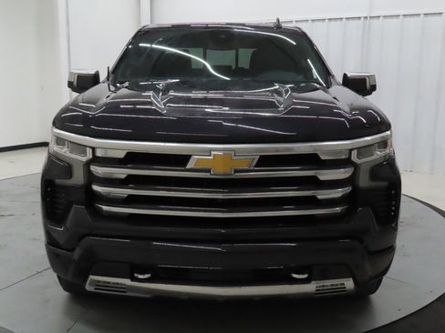 Used 2023 Chevrolet Silverado 1500 High Country image 8