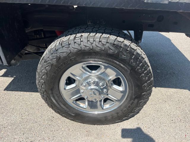 Used 2024 RAM 2500 Tradesman w/ Chrome Appearance Group AWD/4WD image 18