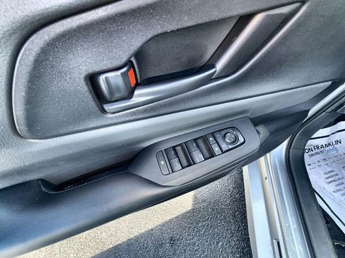 Used 2023 Toyota Prius LE image 19