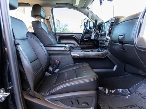 Used 2015 GMC Sierra 2500 Denali w/ Duramax Plus Package AWD/4WD image 16